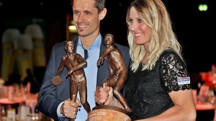 Das nordische Kombinierer-Ass Lukas Klapfer und „Speed-Queen“ Cornelia Hütter wurden in der GrazerList-Halle als die steirischen „Sportler des Jahres“ geehrt.