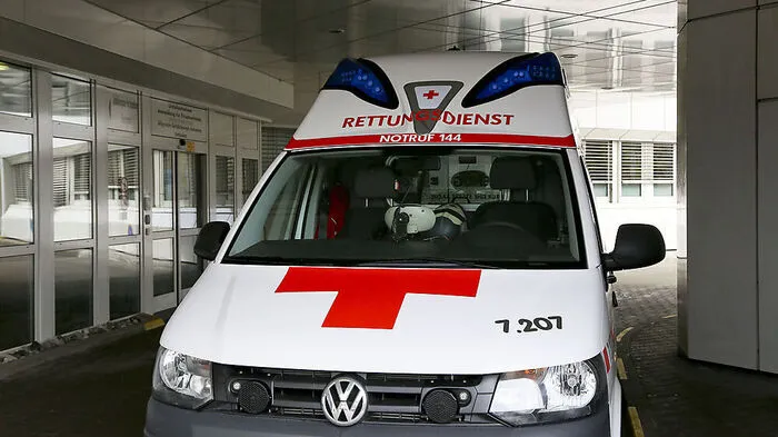 Der Verletzte wurde von der Rettung ins LKH Villach eingeliefert