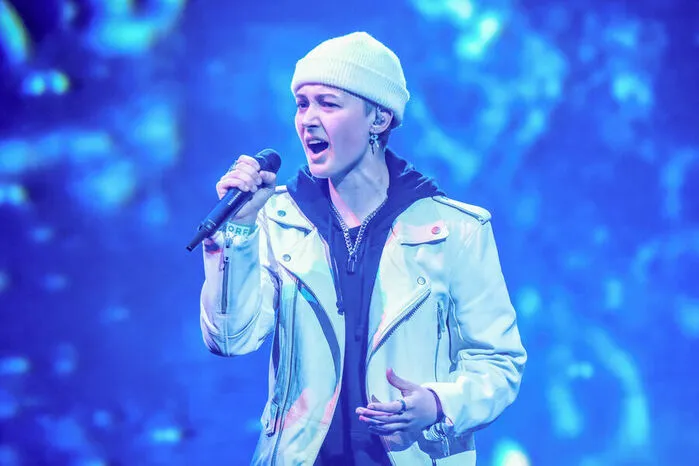 Duellieren muss sich Vanessa Dulhofer aus NÖ, die mittlerweile im Burgenland lebt, mit Anna Buchegger aus Salzburg. Zuerst gibt es aber ein Duett: „If I Ain’t Got You“ von Alicia Keys feat. Usher.