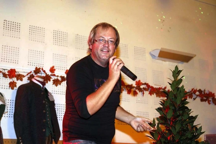 Ein Publikumsmagnet war wiederum ORF-Liebling Erich Fuchs, der als DJ...