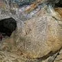 Das Begehen der Frauenmauerhöhle ist nur mit staatlich geprüften Höhlenführern erlaubt, woran sich Wanderer oft nicht halten