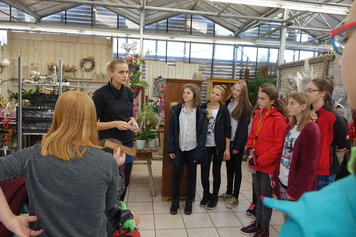 Andrina Theißl vermittelte den Schülern alles, was sie über die Ausbildung, das Lehrgeld und die Karriere- und Weiterbildungsmöglichkeiten wissen müssen.