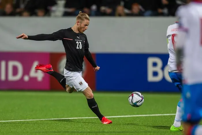 Florian Kainz: 2 Der Steirer blüht in Köln richtig auf. Im Nationalteam ging dem Offensivmann aber auch diesmal nicht so richtig der Knopf auf. Er setzte sich gegen die Färöer-Defensive nicht durch.