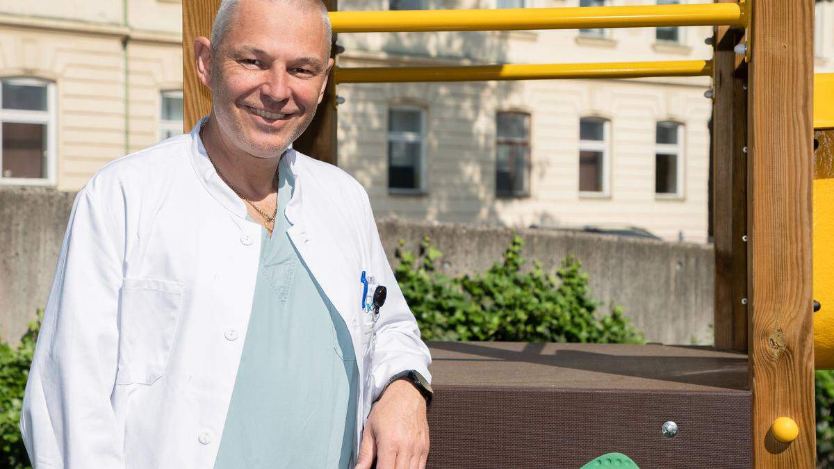 Johannes Schlamon ist der neue Abteilungsvorstand der Kinder- und Jugendchirurgie im Klinikum Klagenfurt