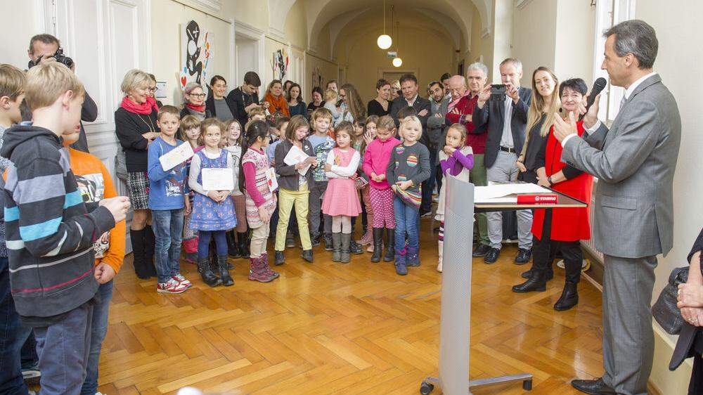 Bürgermeister Siegfried Nagl eröffnete am Freitag die Ausstellung 