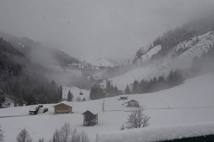 Das Lesachtal ist seit Samstagvormittag winterlich.