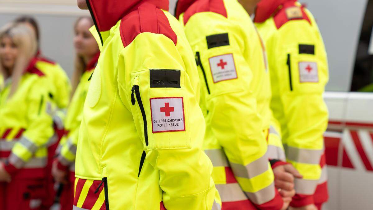 Neue Uniformen: Das Rote Kreuz kommt jetzt in Gelb 