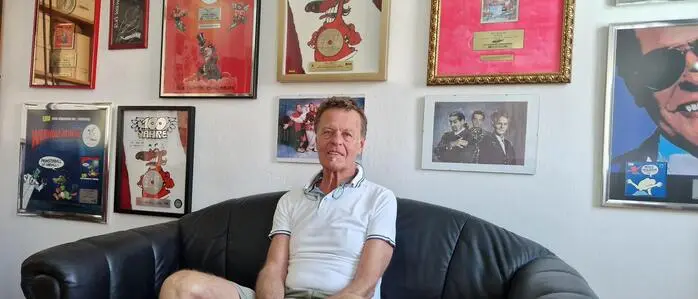 Bei Kurt Keinrath hängen jede Menge Auszeichnungen an der Wand