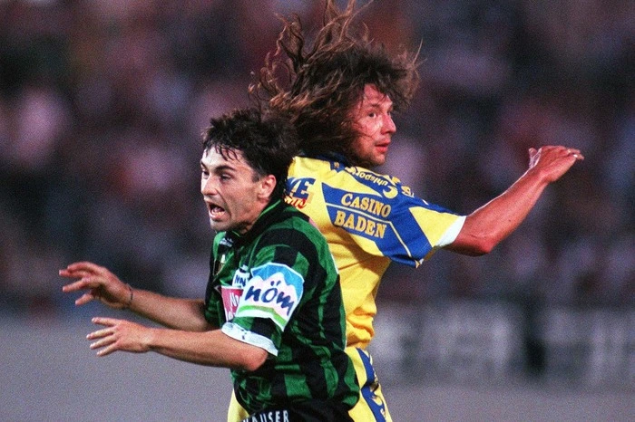Damals bereits dabei: Günter Neukirchner. Im Duell mit dem legendären Hans Kogler.