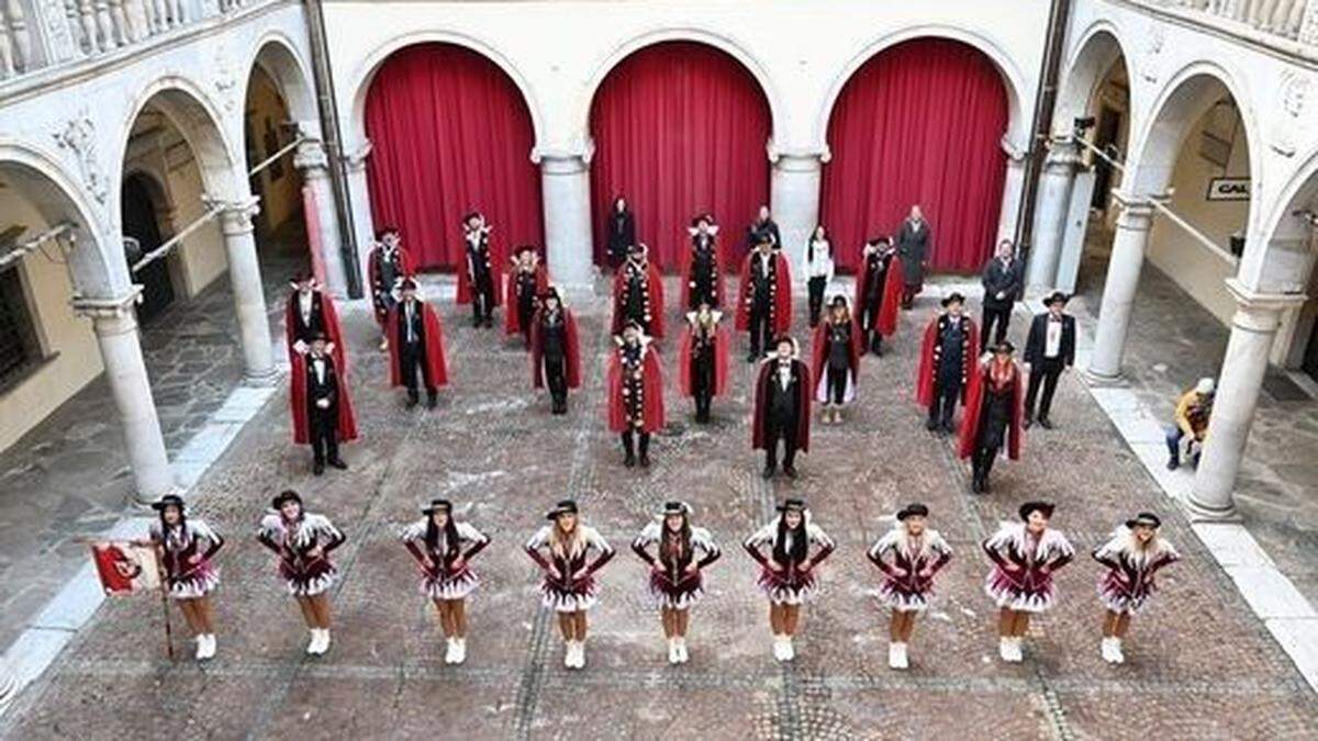 Die Spittaler Faschingsgilde will zumindest die Geschäfte in der Bahnhofstraße besuchen. 2023 folgt das 60-Jahr-Jubiläum