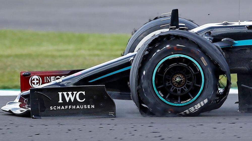 Lewis Hamiltons konnte seinen Boliden und seine Platzierung mit Glück über die Ziellinie retten.