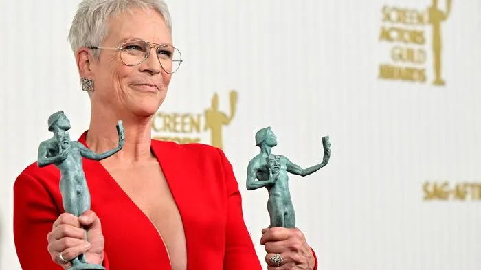 Jamie Lee Curtis freute sich sehr über ihre Preise.