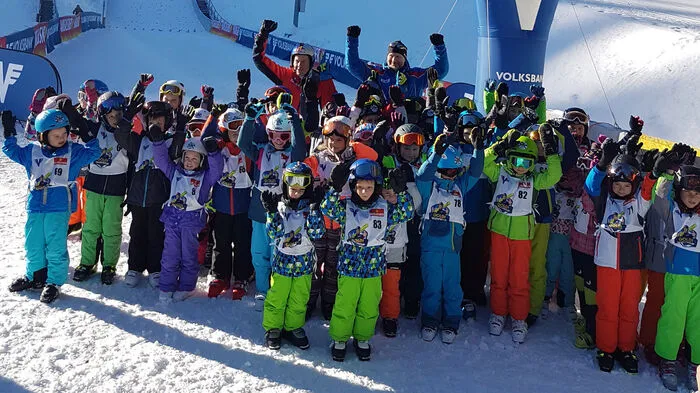 Die Eisenerzer Ramsau war am 12.01.2020 um 11.00 Uhr Schauplatz des GOLDI Talente Cup 2020. Andreas Goldberger ist aktuell ja auf der Suche nach neuen Talenten für die Skisprung-Welt.  