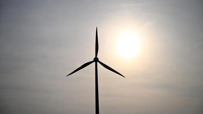Auch Wind spielt in der Stromerzeugung im Sommer eine zunehmende Rolle