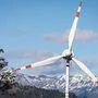 An neun neuen Windrädern wird derzeit auf der Stanglalm gearbeitet.