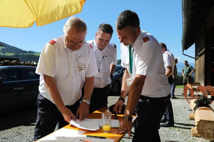 Der in St. Lorenzen stattgefundene Bewerb umfasste die Stationen Abfrage des Einsatzauftrages, Verfassen der Einsatzsofortmeldung, Kartenkunde/Lotsendienst, auswendiger Funkspruch, Reihenruf und theoretische Fragen über das Funkwesen.