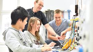 Junge Techniker und ihre Skills für die Zukunft