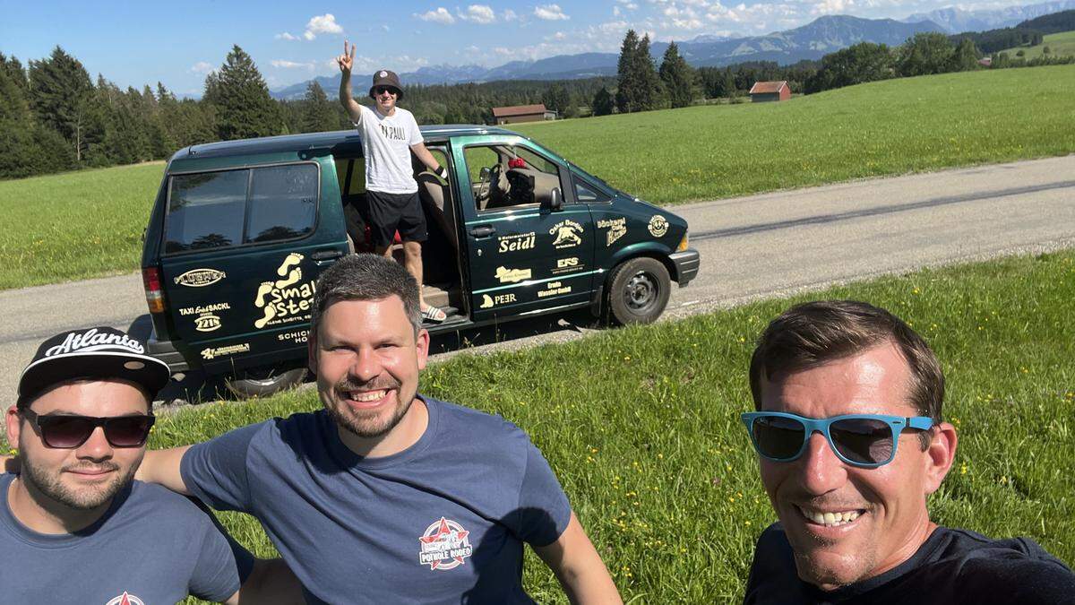 Beim Pothole Rodeo Österreich: Sudi Sivac, Patrick Mesgec und Peter Strander (vorne v.l.), Stefan Matic (hinten)