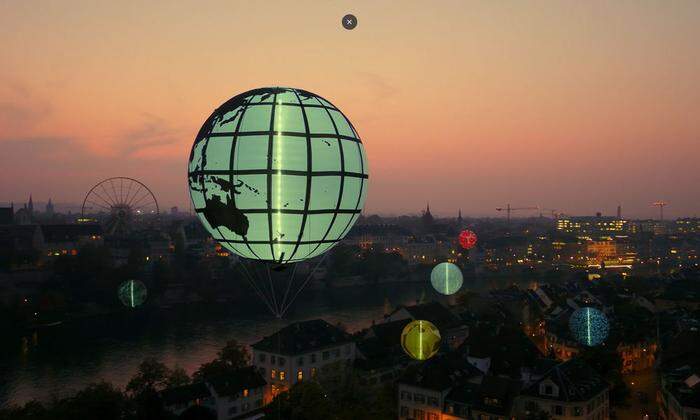 Das Projekt "Im Garten der Planeten" von Klaus Littmann wird auch im Eggenberger Schlosspark zu sehen sein. Elf Planeten werden über den Bäumen schweben