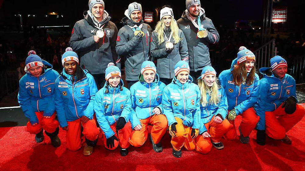 In Salzburg fand die Medaillenfeier für Österreichs Wintersportler statt