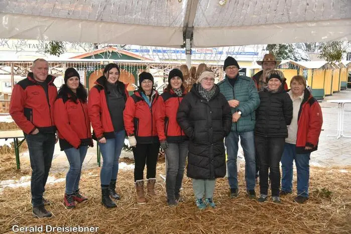 Die Pferdefreunde Rabnitztal unter ihrem Obmann Walter Fahrnleitner luden alle Pferdebegeisterten ein, mit Pferden und Gespannen nach Gleisdorf zu kommen.