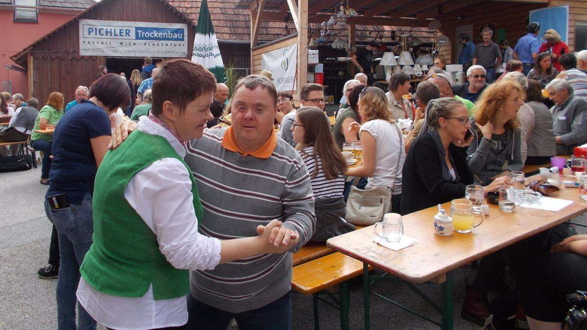 Beim Leib&Söl-Flohmarkt in Passail wurde auch getanzt