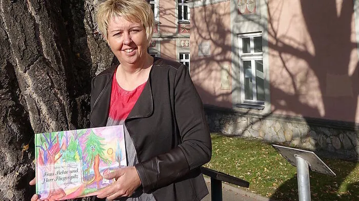 Sabine Schlick-Kummer mit ihrem Erstlingswerk