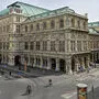 Die Wiener Staatsoper, gesehen von der Terrasse der Albertina