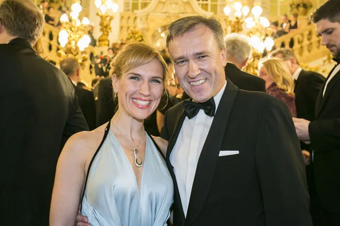 Christian Jauk, Vorstandsvorsitzender der Capital Bank mit seiner Gattin Kathrin Nachbaur.
