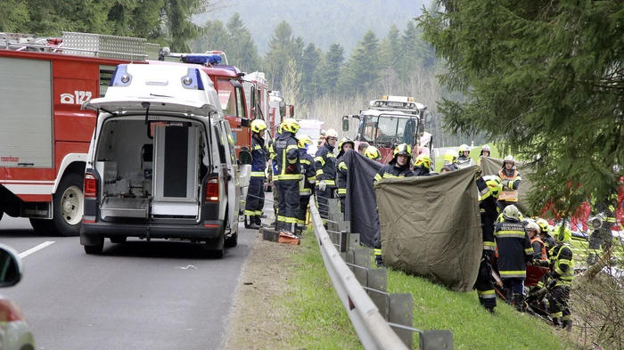 Zu einem dramatischen Unfall ist es am Sonntag in Fornach in Oberösterreich gekommen.