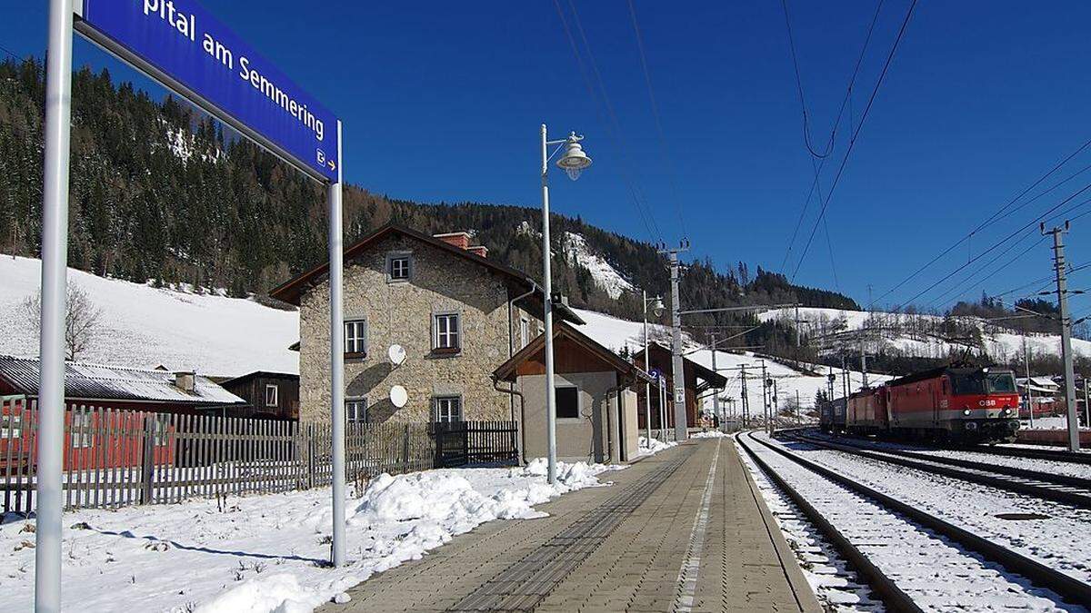 Bahnverkehr ist derzeit unterbrochen (Archivbild)