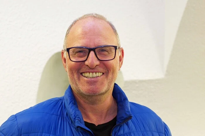 Adolf Moser (54), Bruck: Ich spiele nicht regelmäßig Lotto, aber diesen üppigen Jackpot lasse ich mir nicht entgehen. Sollte ich gewinnen, würde auch die engere Familie etwas bekommen – und ich würde mir wahrscheinlich einen Porsche leisten.