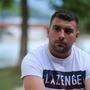 Alen Muhić (29) ist der Sohn einer Bosniakin, die im Krieg von einem serbischen Soldaten zwangsgeschwängert wurde