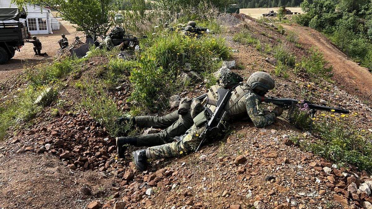 Bundesheer-Soldaten bei einer Übung im Raum Eisenerz