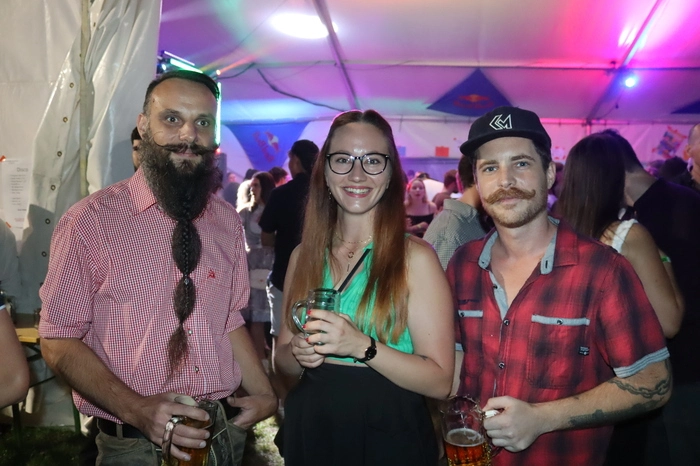 Von eleganter Kleidung bis zu gepflegten Bärten - es gab viele Hingucker beim Fest der FF St. Marein.