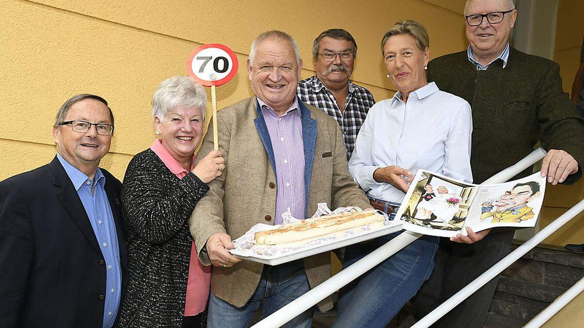 Harald und Magda Kastner, Herbert und Ingrid Haupt, Karlheinz Bukovnik sowie Siegfried Cesar (Abwehrkämpferbund Spittal)