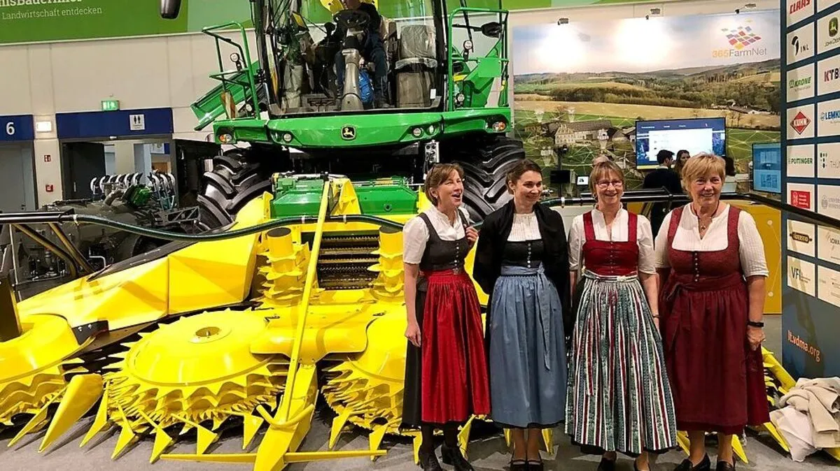 Die bunte Welt der Grünen Woche zwischen Tieren, Tulpen, Technik und Traktor-Demos