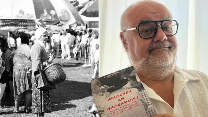 Ein altes Foto von damals und Gmeiner, der sein altes Buch in der Hand hält 