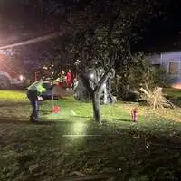 Bei Großwilfersdorf landete ein Auto eines 22-Jährigen im Garten eines Einfamilienhauses