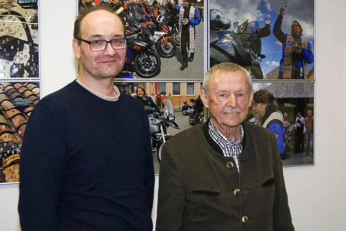 Museumsleiter Philipp Odelga und Stadtrat Christian Füller würdigten Mietschkes Engagement. 