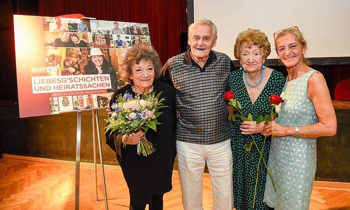 Spira und Kathrin Zechner mit Fredi (95) und Rosa-Maria" (96), die durch die Sendung 2016 zusammenfanden 