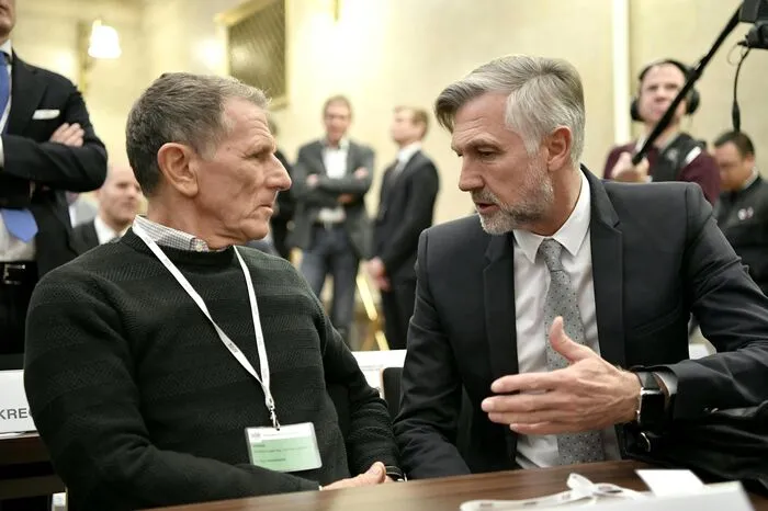 Die Angeklagten Peter Hochegger (links) und Walter Meischberger