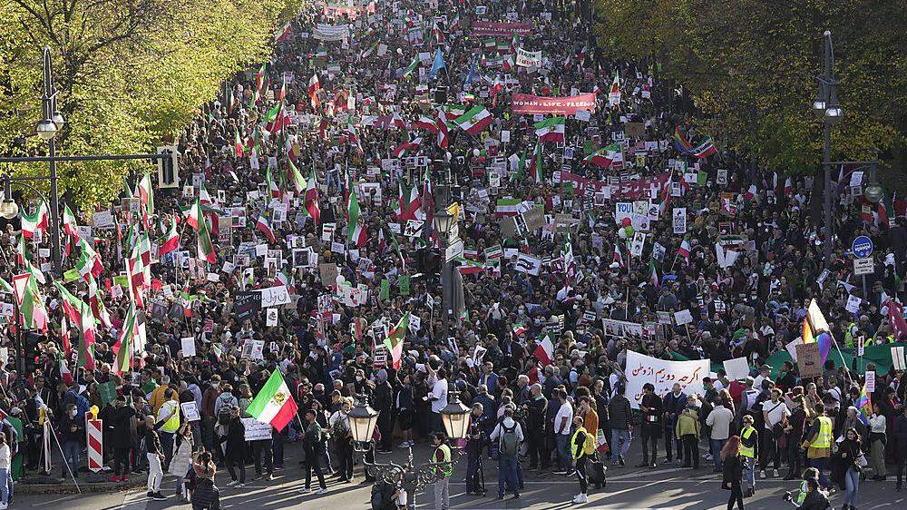 80.000 Menschen kamen zur Demonstration in Berlin 