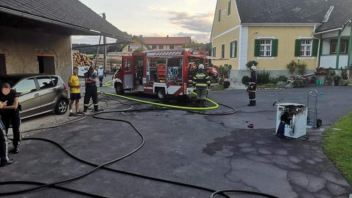 Drei Feuerwehren waren bei dem Einsatz vor Ort