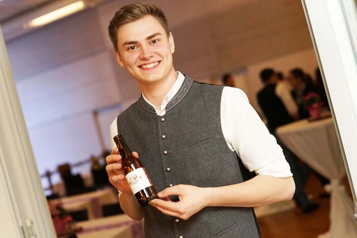 Auch ein echt regionales Produkt gab es zu trinken: der "FaKa Cider". Ein Maturaprojekt des Reichenfelsers Daniel Karner.