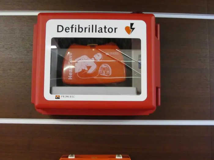 defibrillator