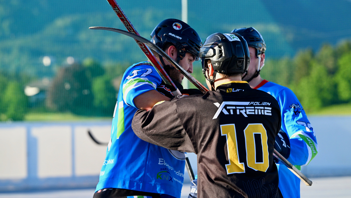 ASKÖ gegen VAS: Eine prickelnde Serie im 
Finale zum Abschluss einer heißen Saison im Ballhockey