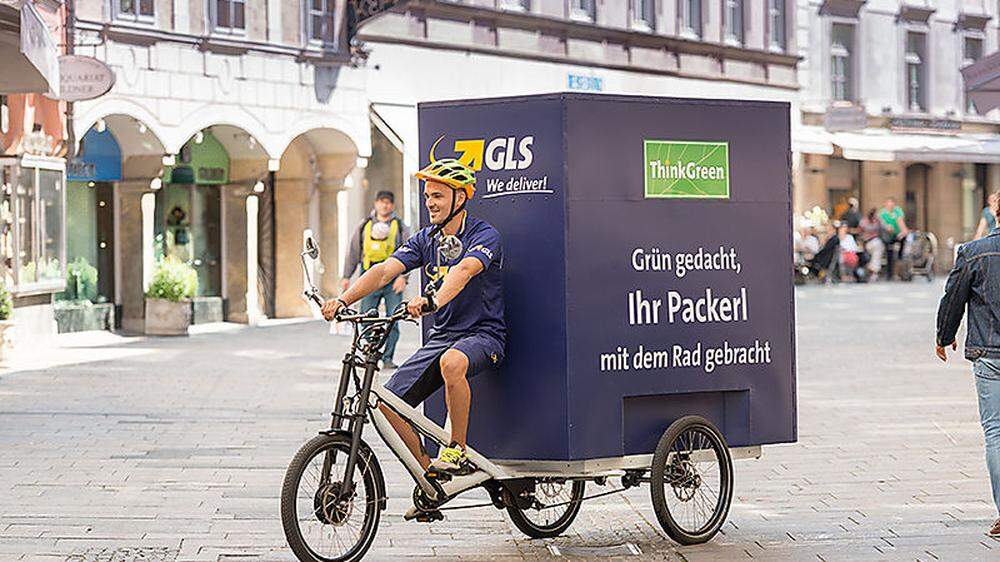 Egal ob Sommer oder Winter: GLS stellt in Graz mit vier Lastenrädern in den Innenstadtbezirken zu