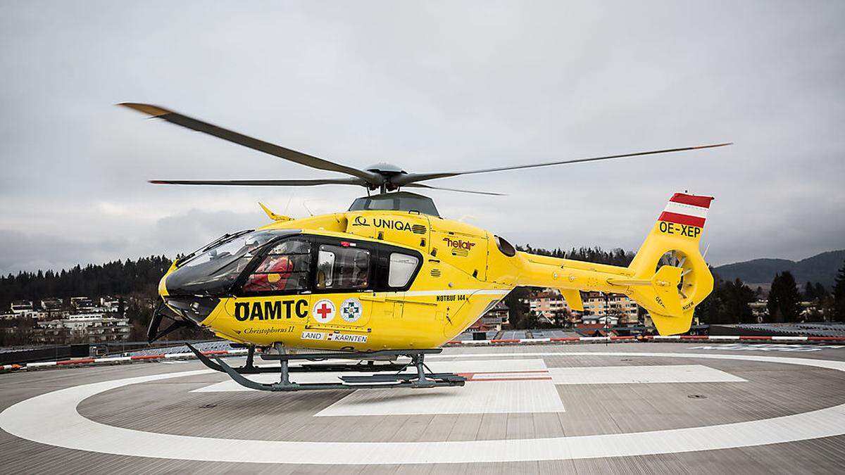 Die Schwerverletzte wurde ins Unfallkrankenhaus geflogen