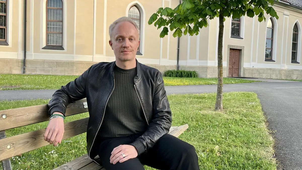 Gerald Auer übernahm mit nur 20 Jahren das Amt des Chorleiters